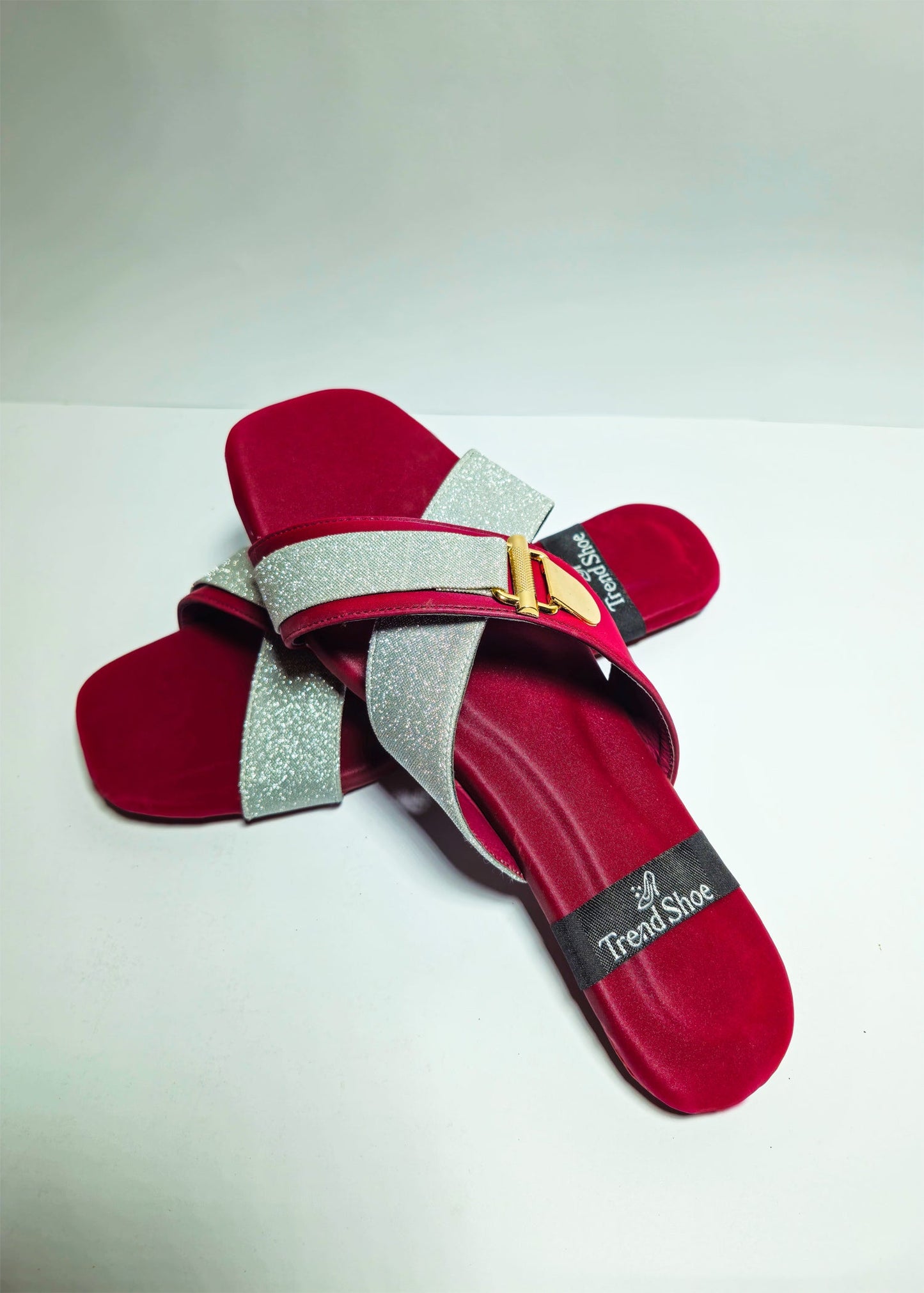 Maroon Spark – Elegant Glitter Chappals for Trendy Women