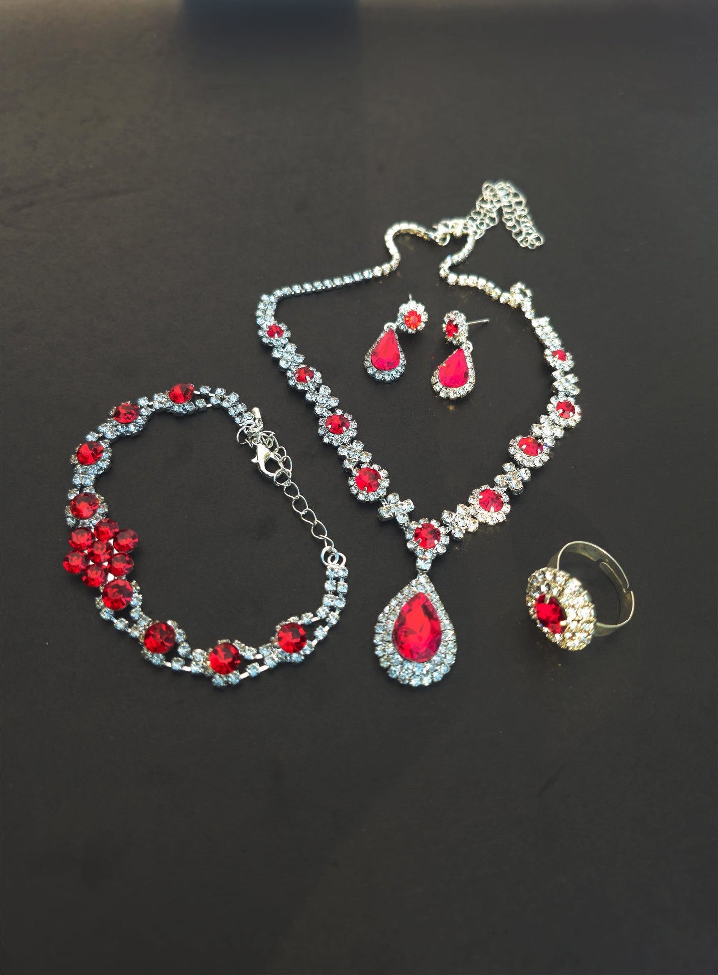 A Silver Elegance: Zircon Sparkle Jewellery Set (4-in-1)